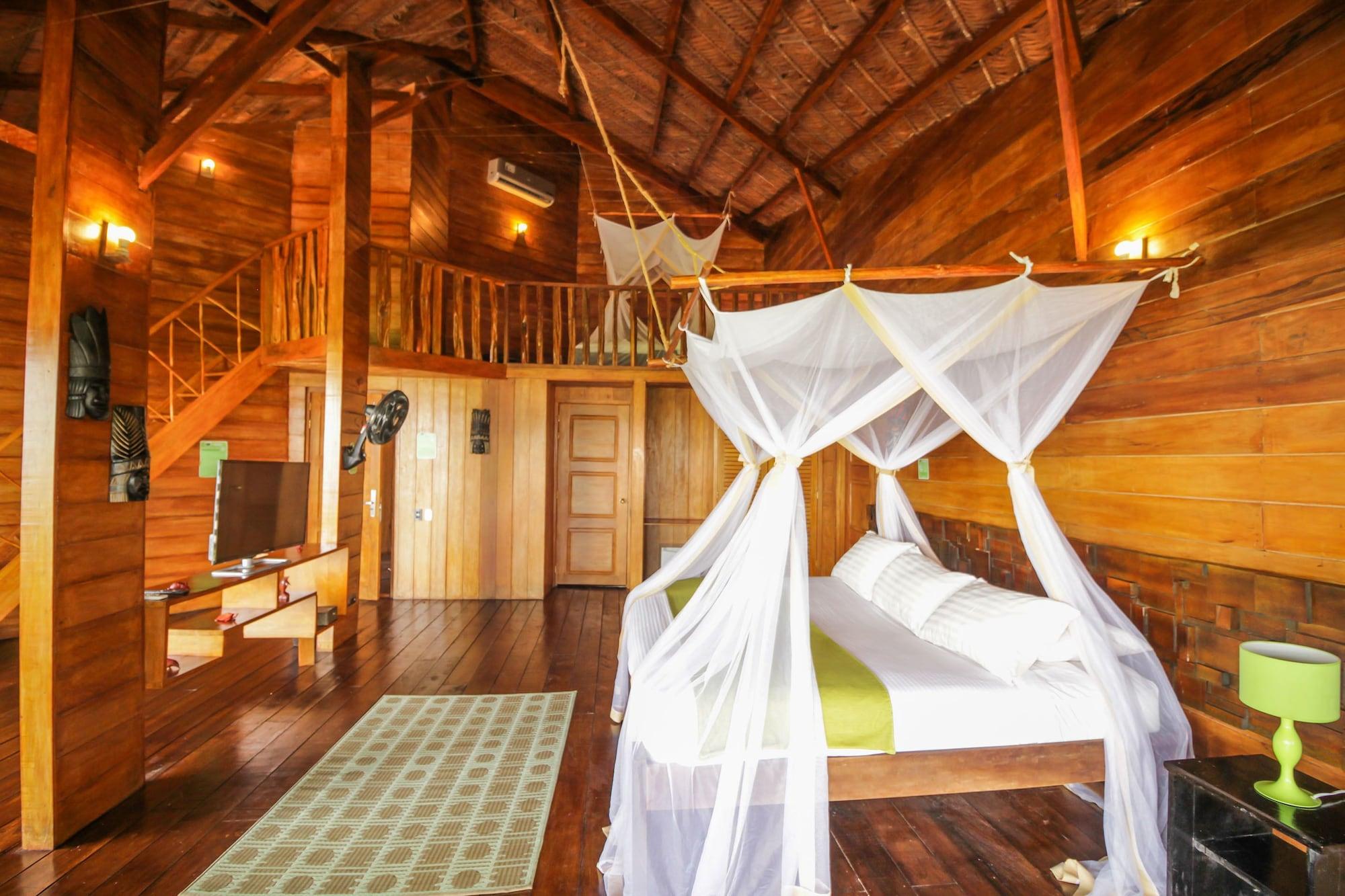 On Vacation Amazon Leticia